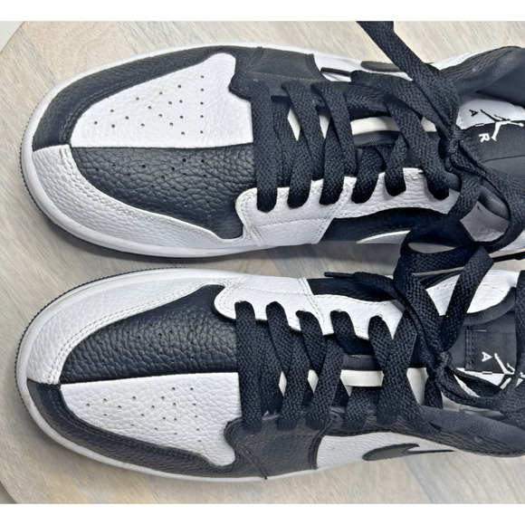 Nike Women's Jordan 1 Low SE Homage split White Black DR0502-101 Sz 10.5 - Picture 7 of 9